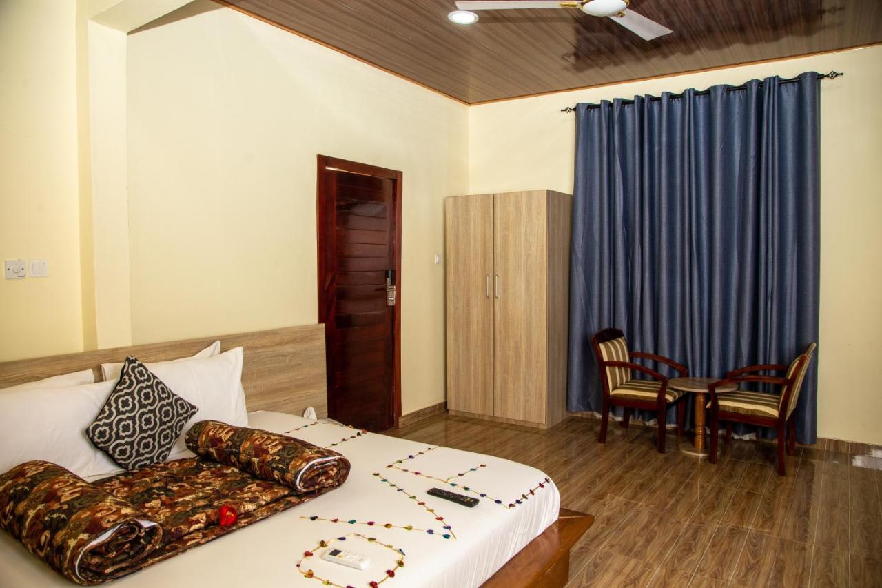 Grand Star Hotel North Legon Экстерьер фото