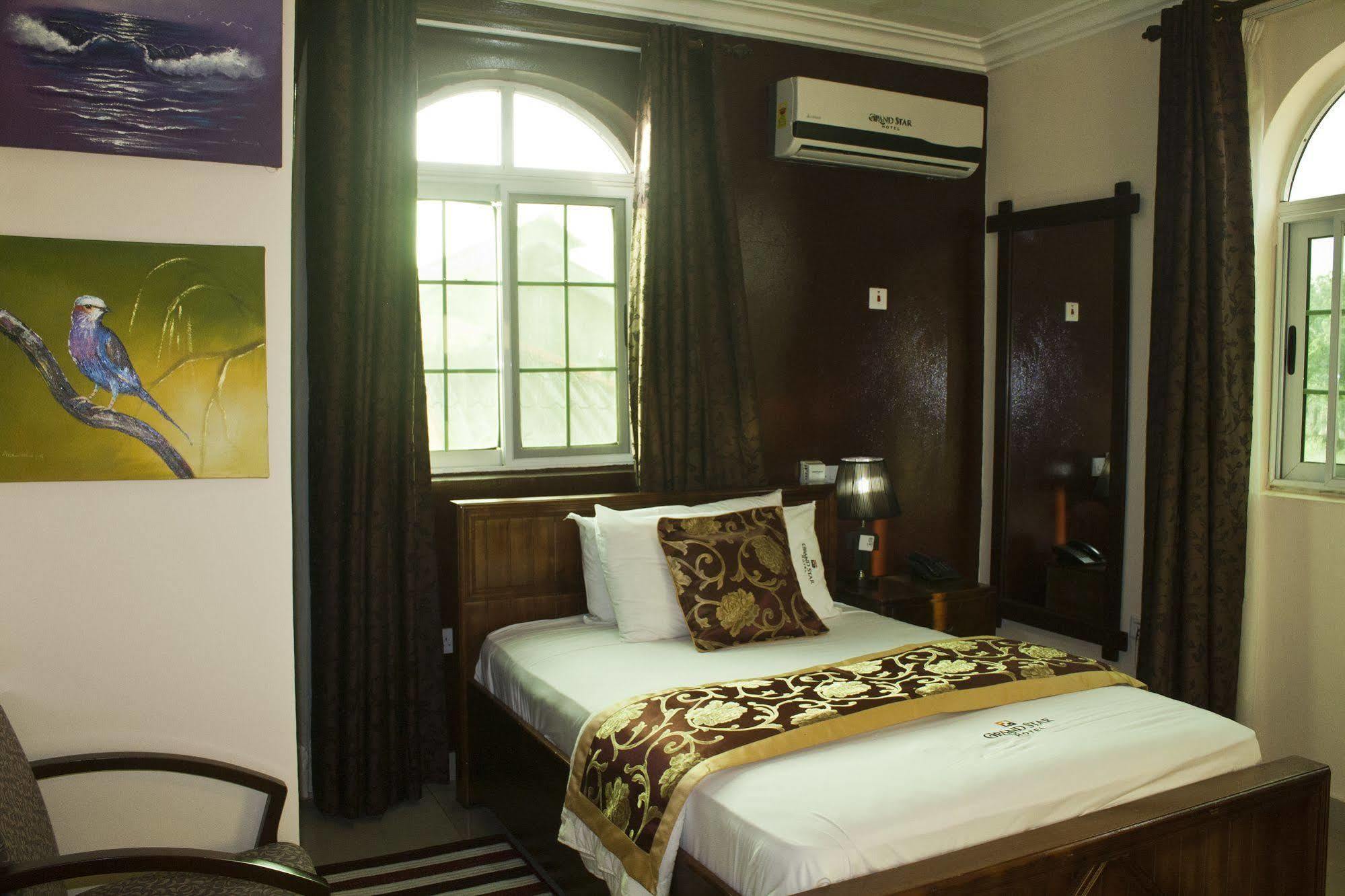 Grand Star Hotel North Legon Экстерьер фото